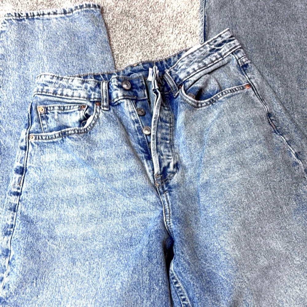 H&M Button Fly Relaxed Fit Jeans